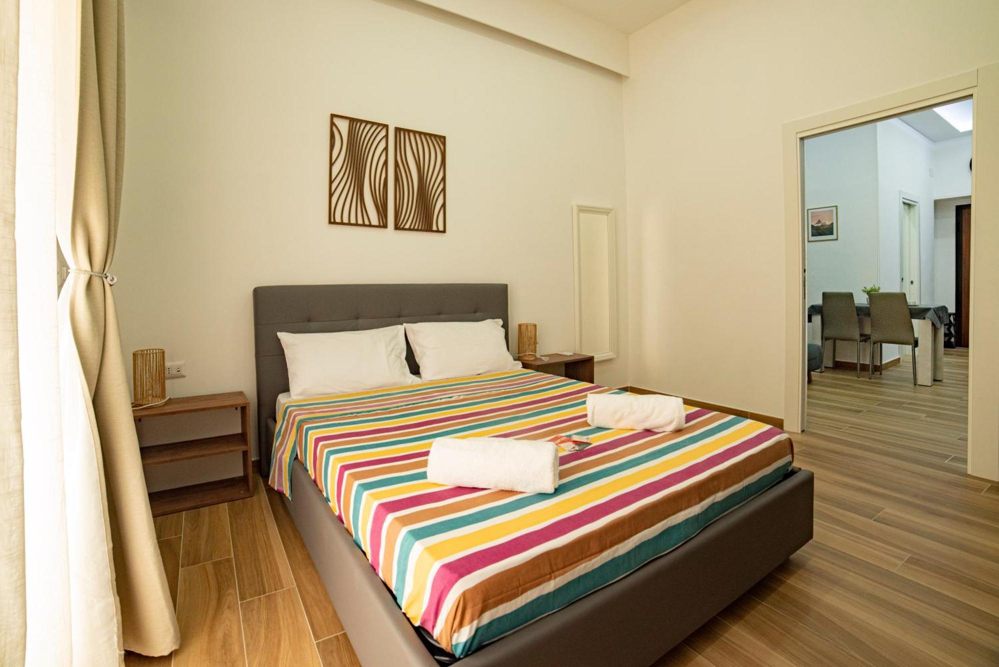Portanova14 - Historic Center Apartment Naples Luaran gambar