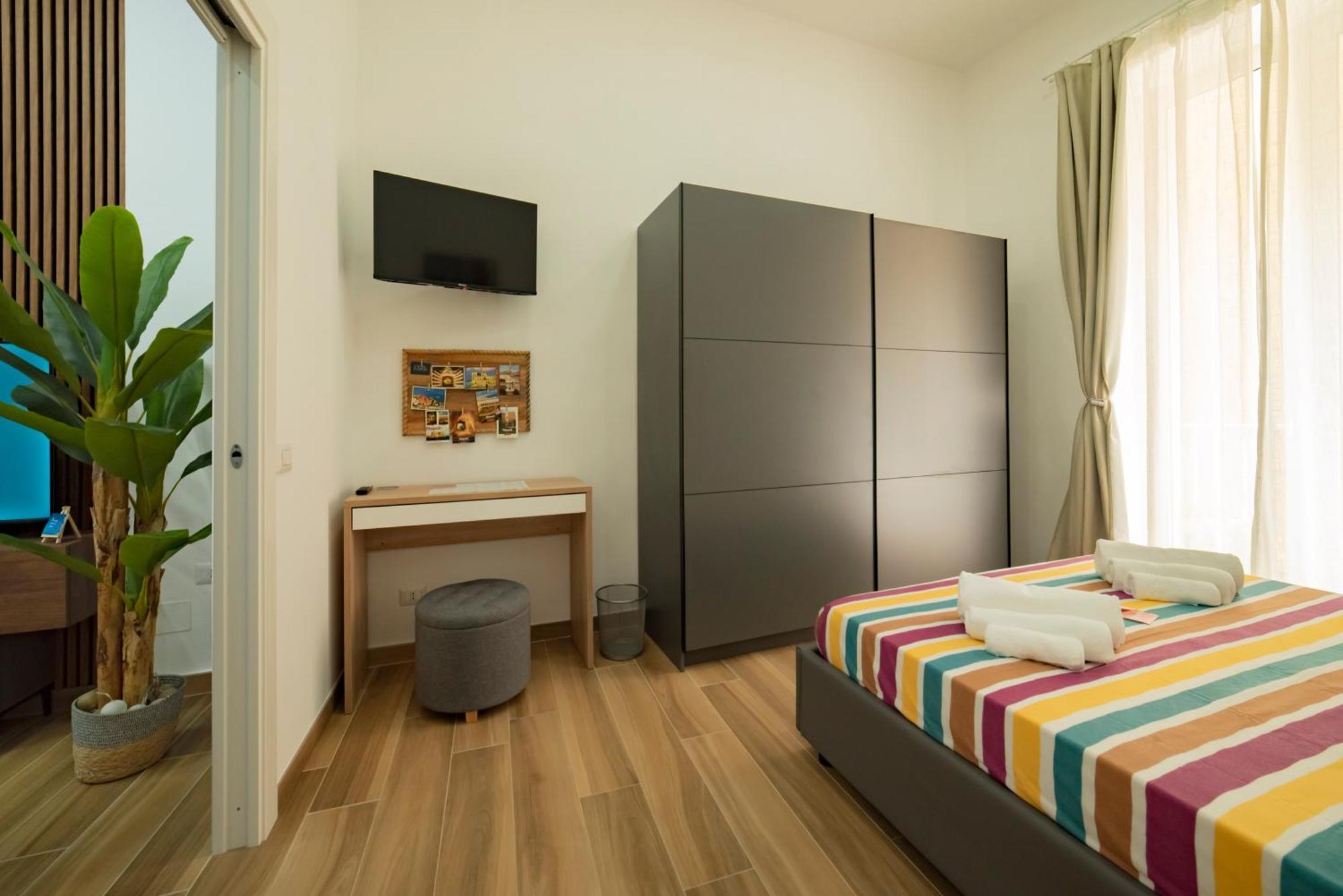 Portanova14 - Historic Center Apartment Naples Luaran gambar
