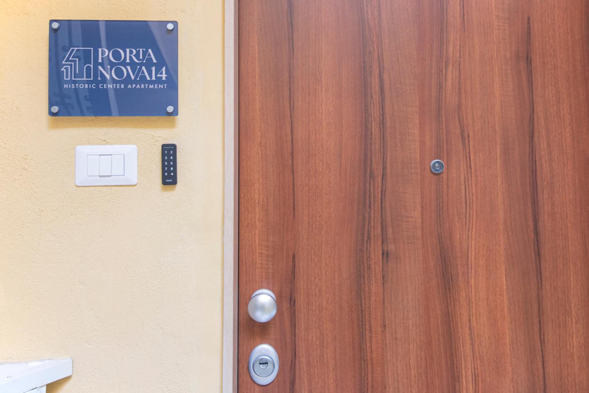 Portanova14 - Historic Center Apartment Naples Luaran gambar